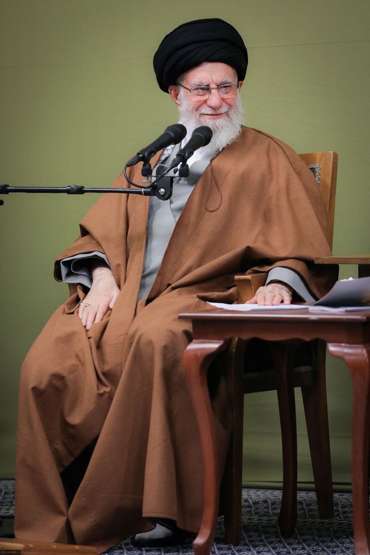 عکس سید علی خامنه‌ای