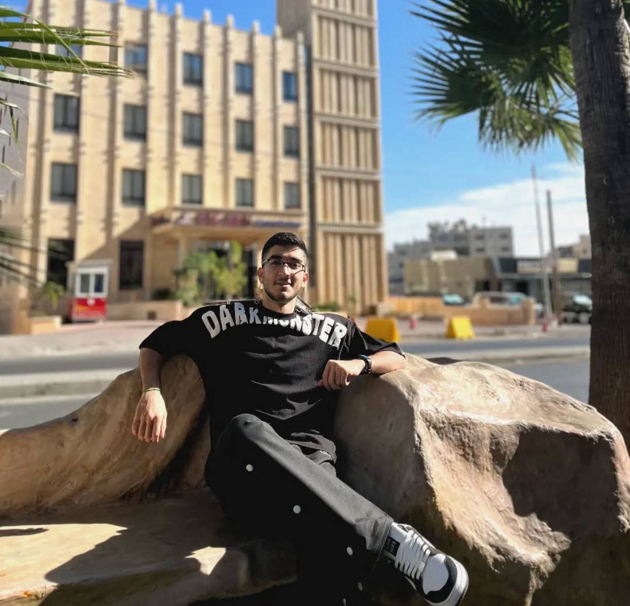 عکس جذاب امیرمحمد حقیقت‌شناس