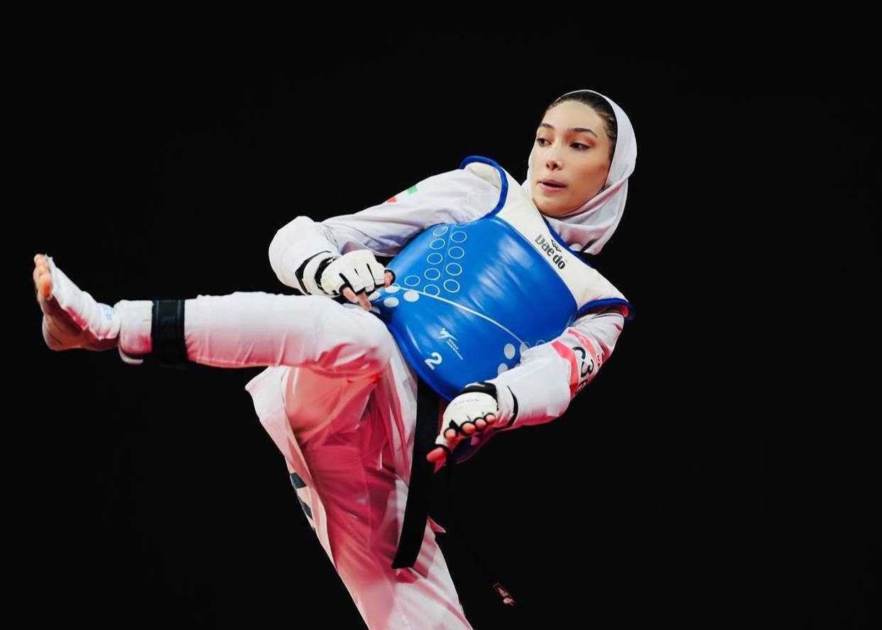 مبینا نعمت زاده عکس ها