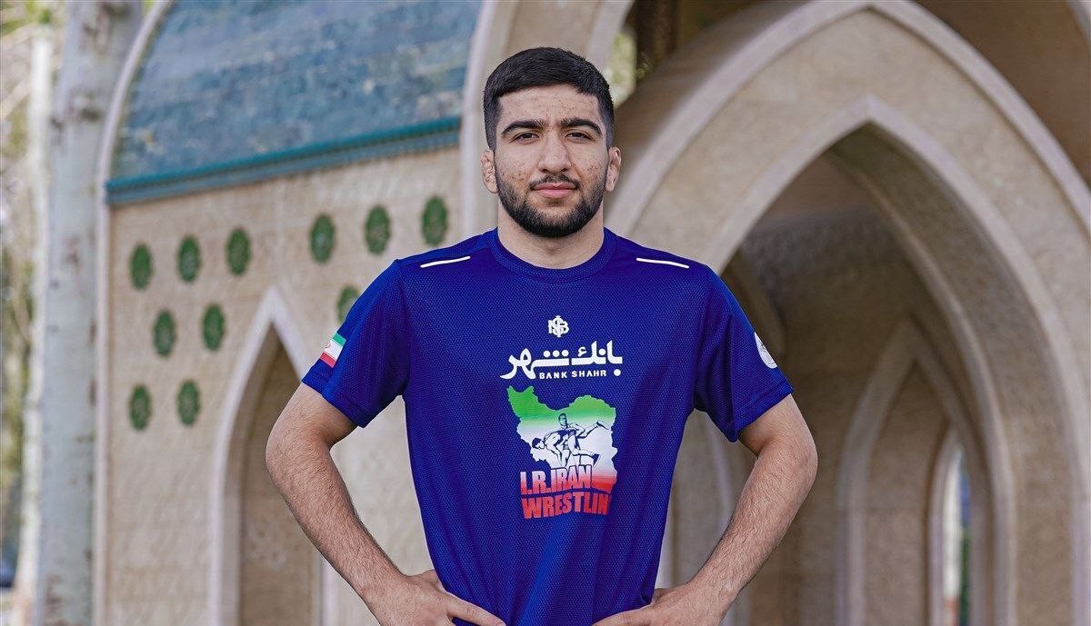 پیام احمدی کشتی