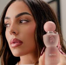 رونمایی عطر جورجینا رودریگز