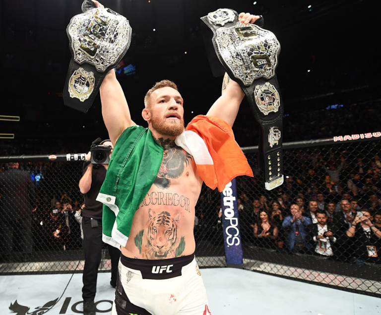 کانر مکگرگور قهرمان دوگانه UFC