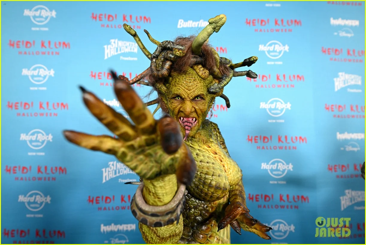 لباس خاص هایدی کلوم در هالووین امسال  لباس خاص هایدی کلوم در هالووین امسال