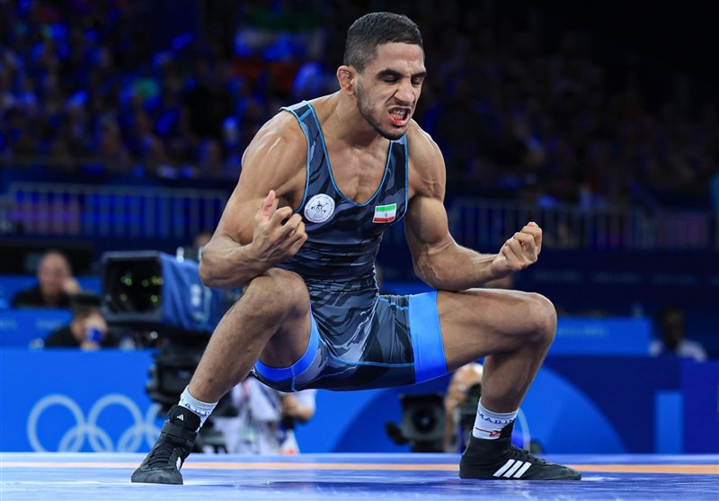 رحمان عموزاده مدال طلا گرفت