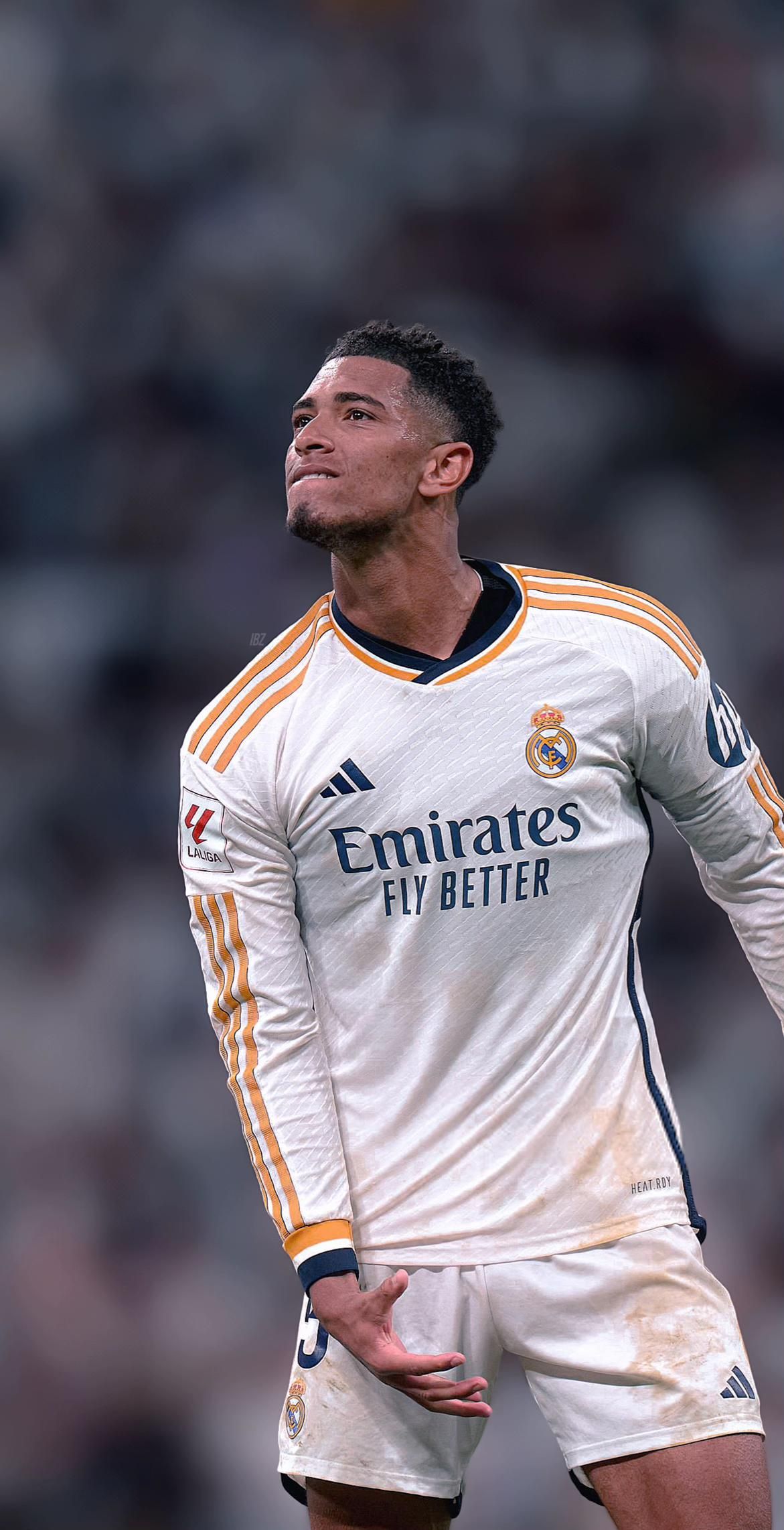 بلینگام نامزد بهترین هافبک ۲۰۲۵ فیفا