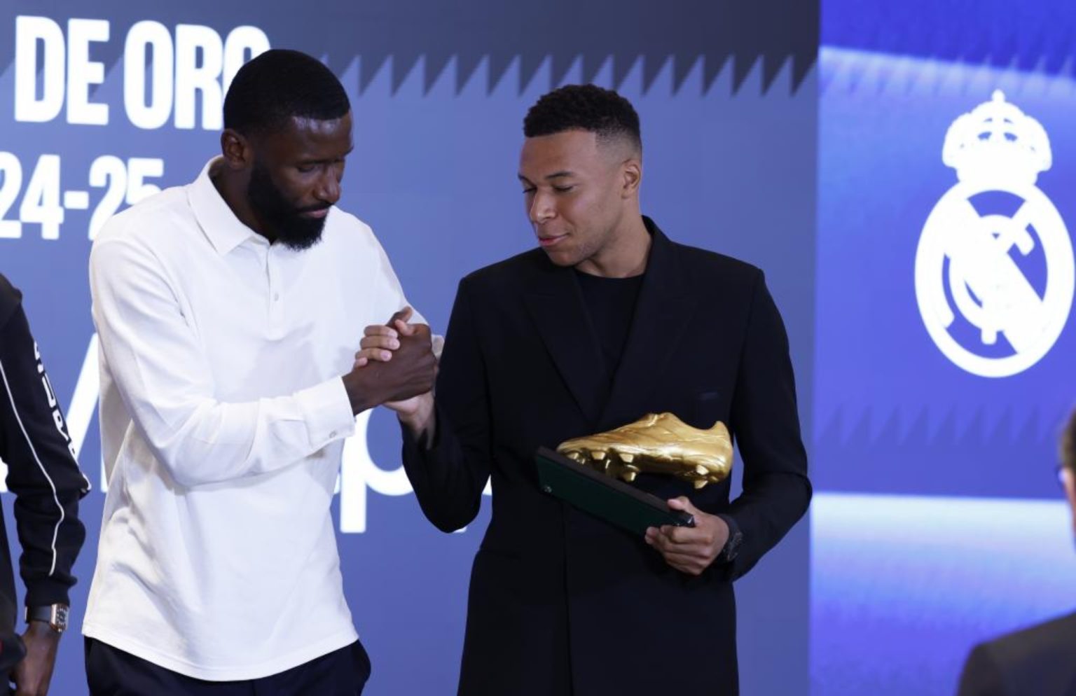  امباپه برنده کفش طلایی شد