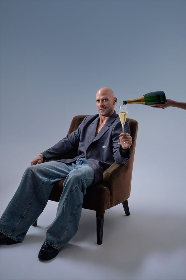 عکس جانی سینز