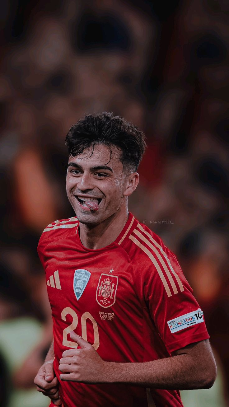 پدری در جمع برترین هافبکهای سال ۲۰۲۵