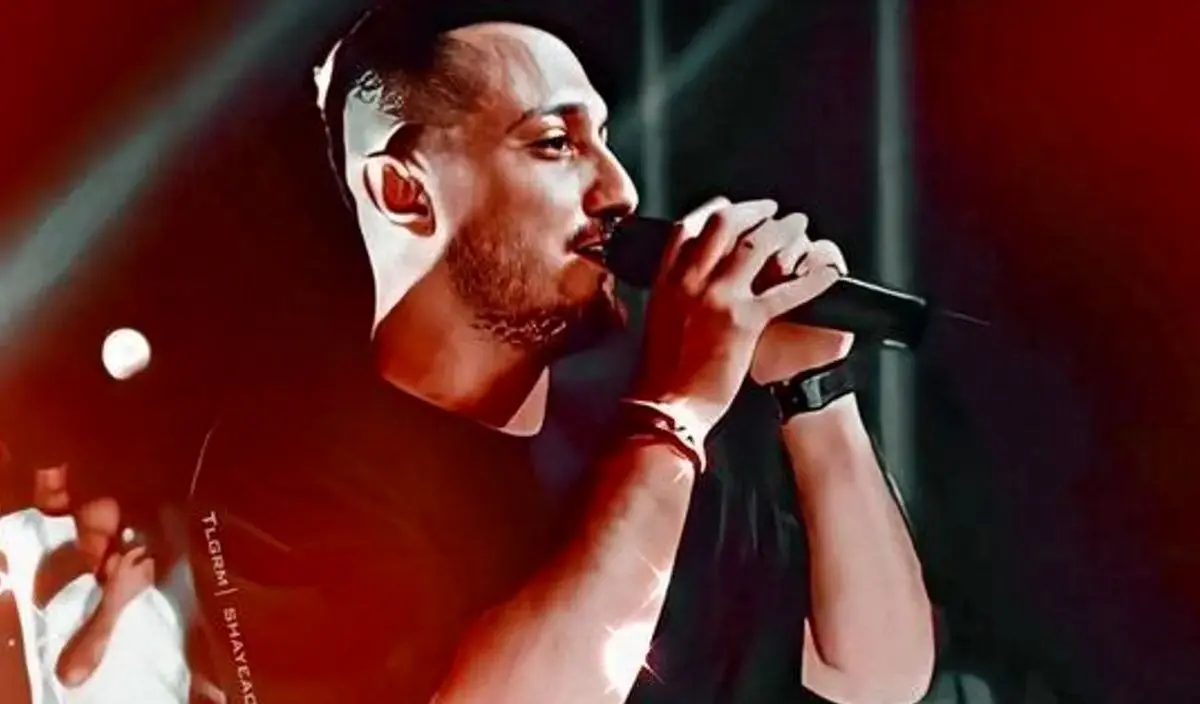 شایع اولین رپر مجاز با کنسرت رسمی