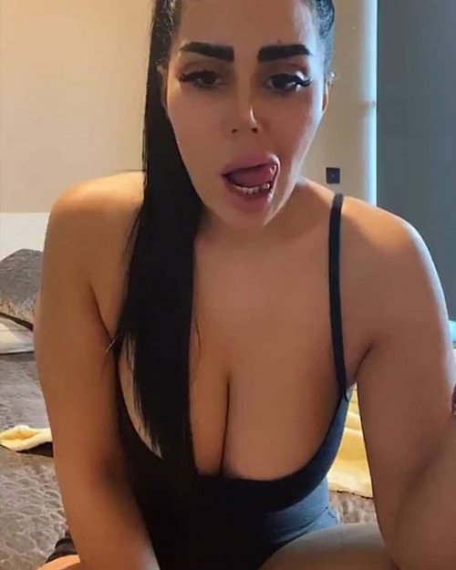  مینا نامداری