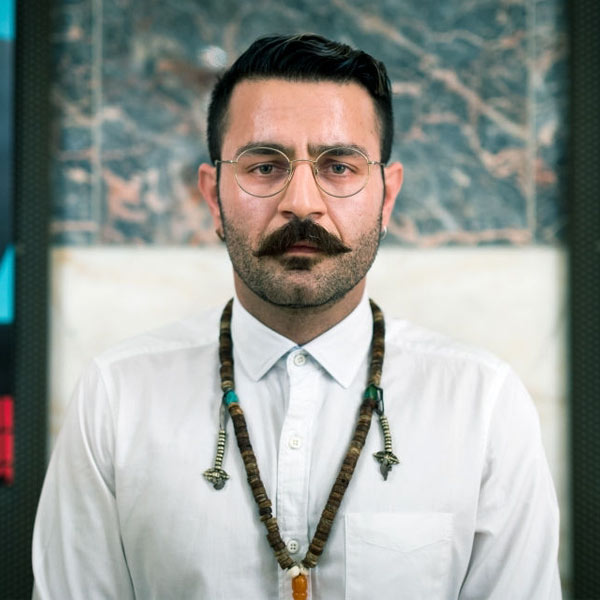  پارتی سیاسی شاهین نجفی