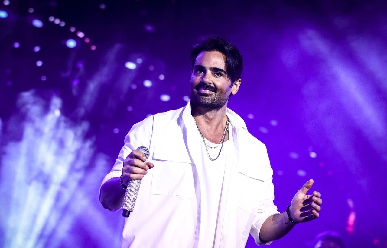 سهراب پاکزاد در تهران و خارج