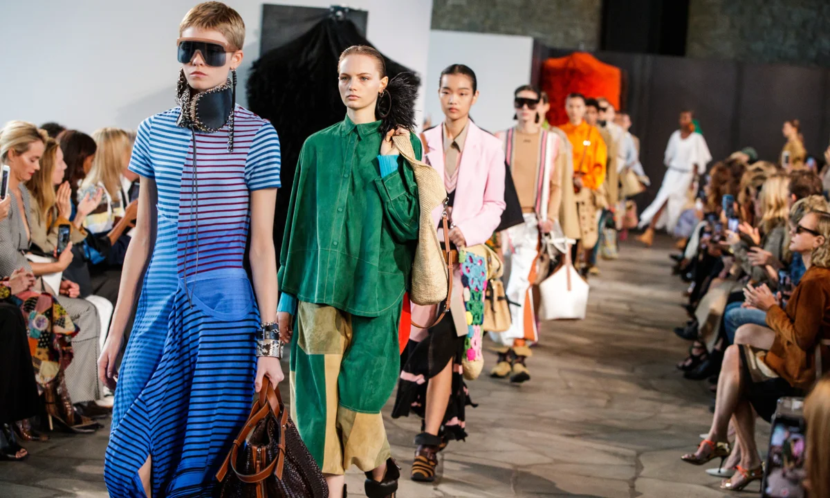  درخشش جاناتان اندرسون در جوایز مد لندن