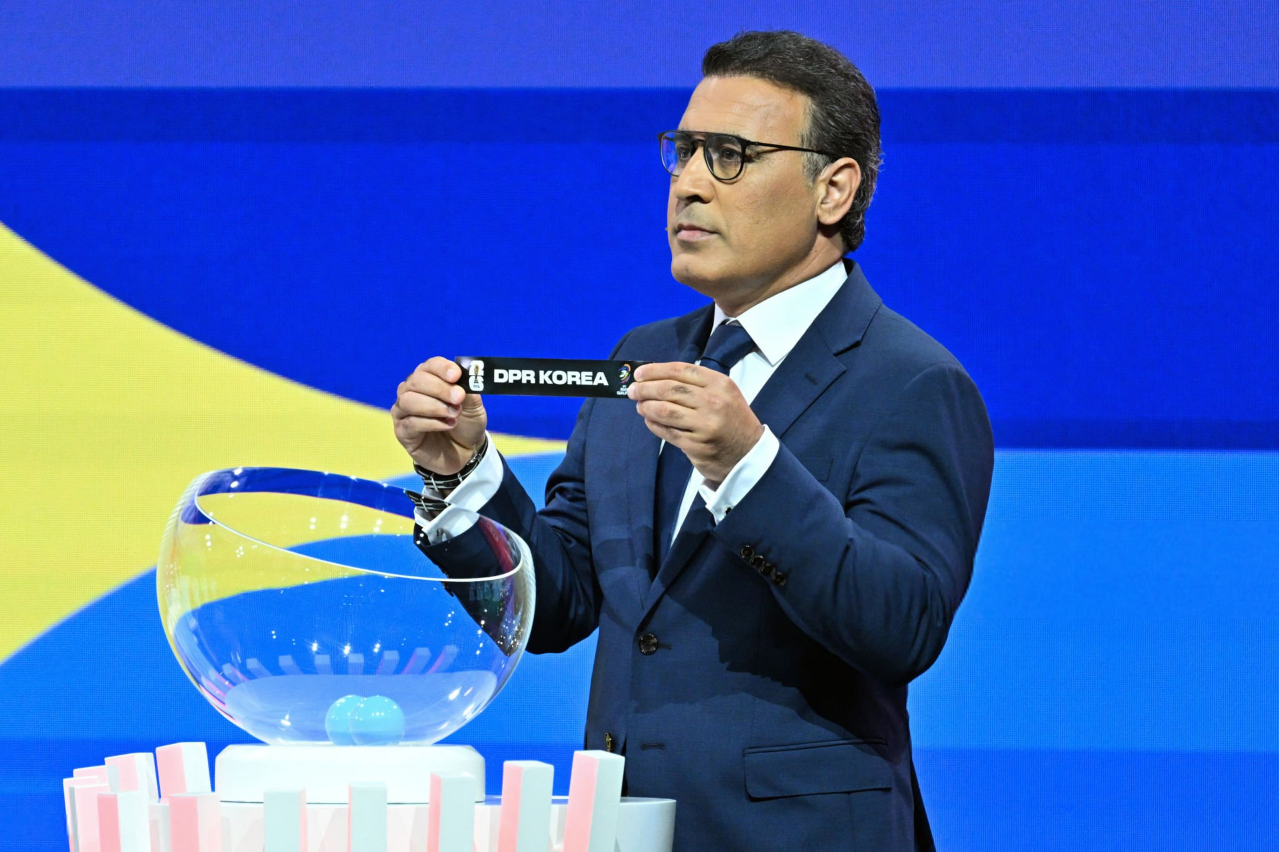 حضور موشک ایرانی در مراسم قرعه‌کشی جام جهانی