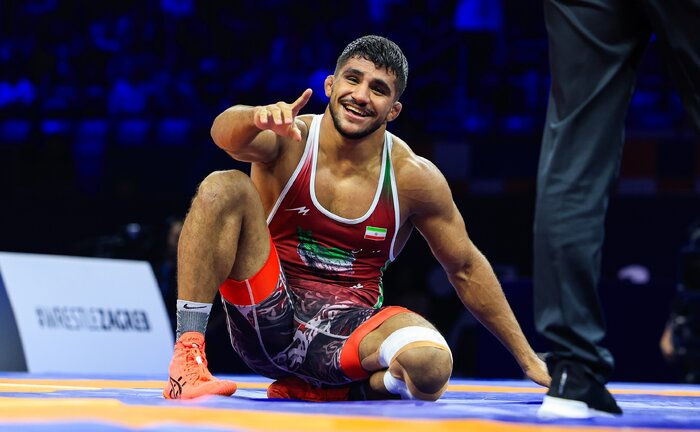 بولدوزر کشتی ایران برترین فرنگیکار جهان شد بولدوزر کشتی ایران برترین فرنگیکار جهان شد