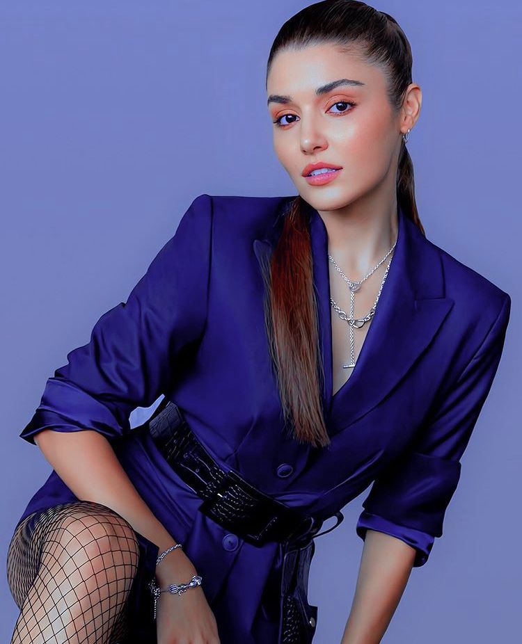  هانده آرچل در پوشش رسانه‌ای قرعه‌کشی جام جهانی