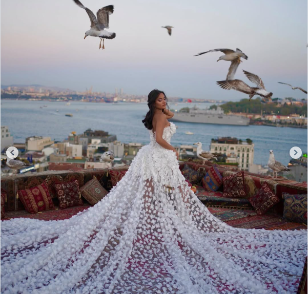 استایل خاص ربکا قادری در جدیدترین تصاویر استایل خاص ربکا قادری در جدیدترین تصاویر