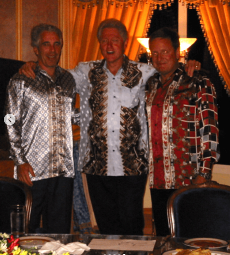 جکسون کنار اپستین اسناد جدید منتشر شد جکسون کنار اپستین اسناد جدید منتشر شد