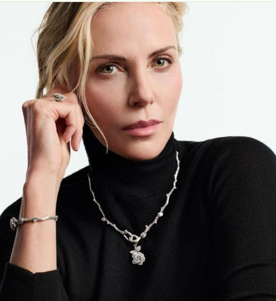 شارلیز ترون و جواهرات لوکس دیور شارلیز ترون و جواهرات لوکس دیور