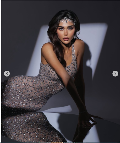 هیوا امین زیباترین زن خاورمیانه ۲۰۲۵ از نگاه کاربران هیوا امین زیباترین زن خاورمیانه ۲۰۲۵ از نگاه کاربران